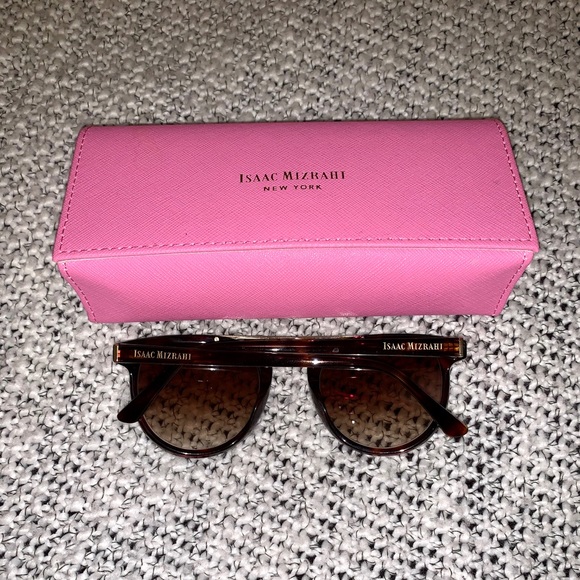Isaac Mizrahi Sunglasses with Leather Case main image 6